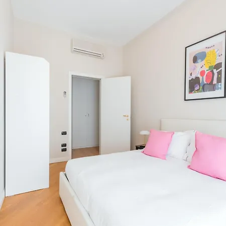 R Azalea House Apartamento